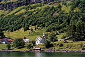 Norvegia, la regione dei fiordi, vedute durante la gita in battello lungo l'Aurlandsfjord e il Noeroyfjord. 